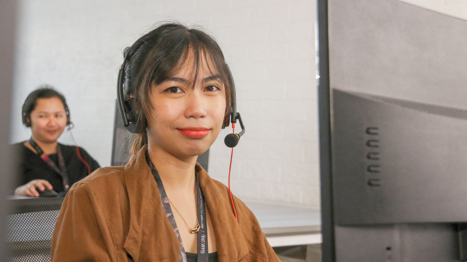 Remote Staffing Services - Professional team collaboration